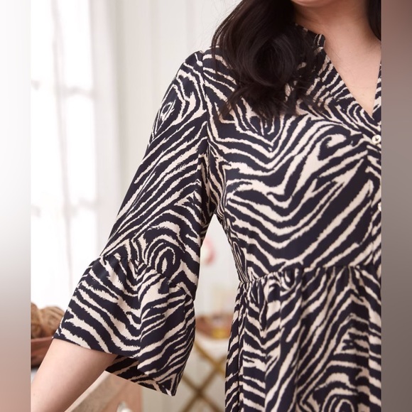 Laura Plus Tiered Zebra Dress - Picture 3 of 6